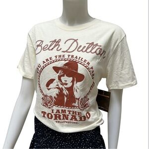 BETH DALTON Vintage White Graphic T-Shirt Western Bohemian Cowgirl Retro 90 NWT‎